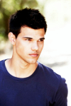 stories/2209/images/New-Seventeen-Magazine-Outtakes-taylor-lautner-33601069-800-1200_Fotor_Fotor.jpg